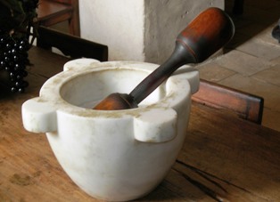 Mortar pestle.jpg